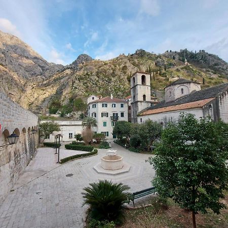 Old Town Kotor Square Apartment Exterior foto