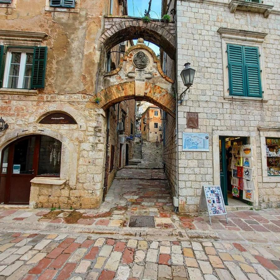 Old Town Kotor Square Apartment Exterior foto